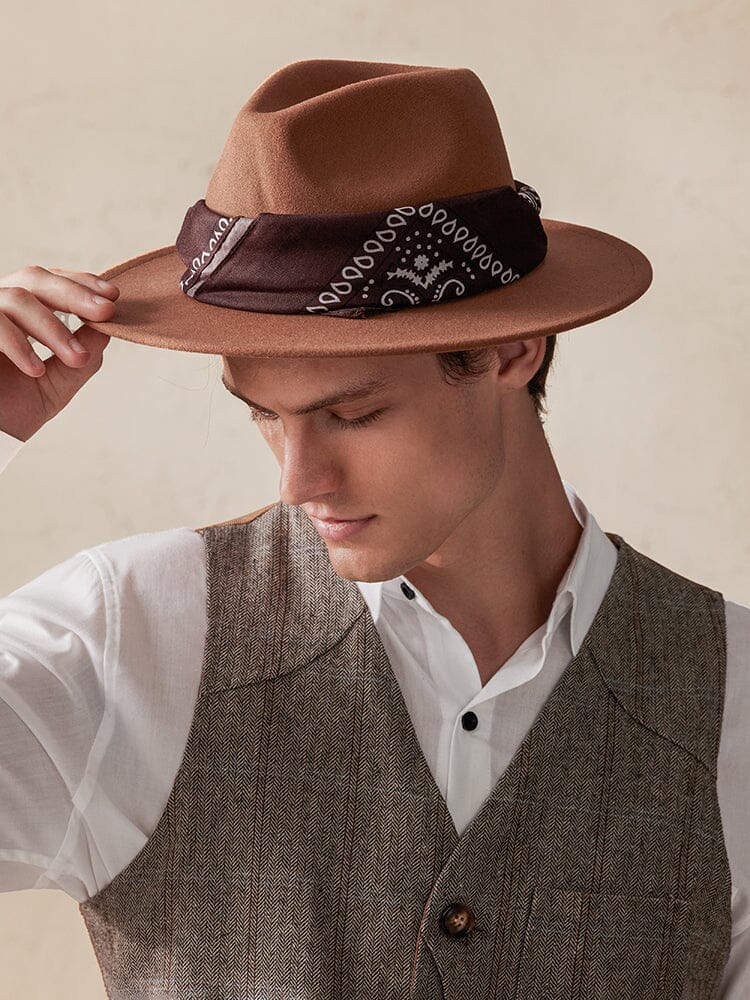 Flach Krempe Fedora Hut with Kirchief