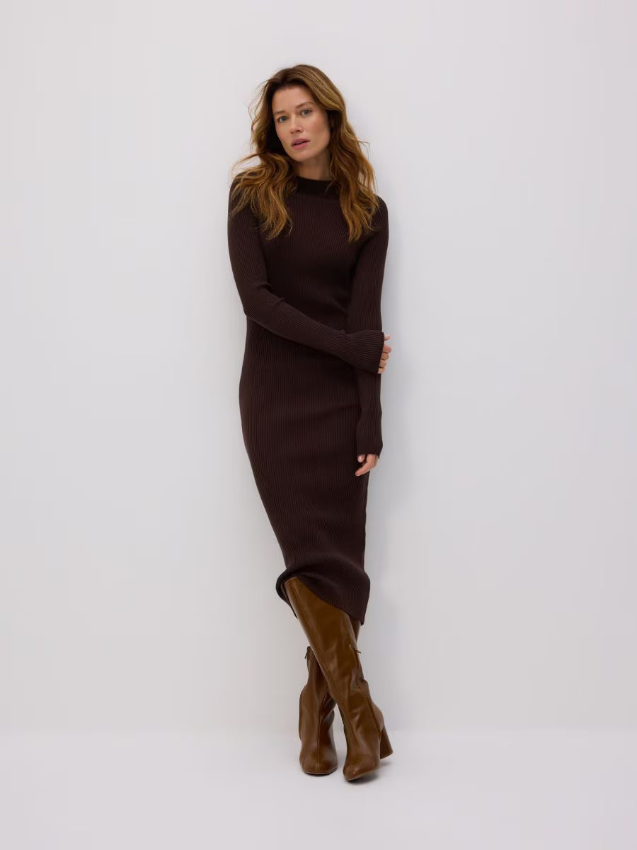 Abito in maglia a coste in viscosa marrone scuro