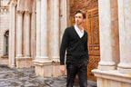 Lightweight V Neck Strick Pullover with Pockets