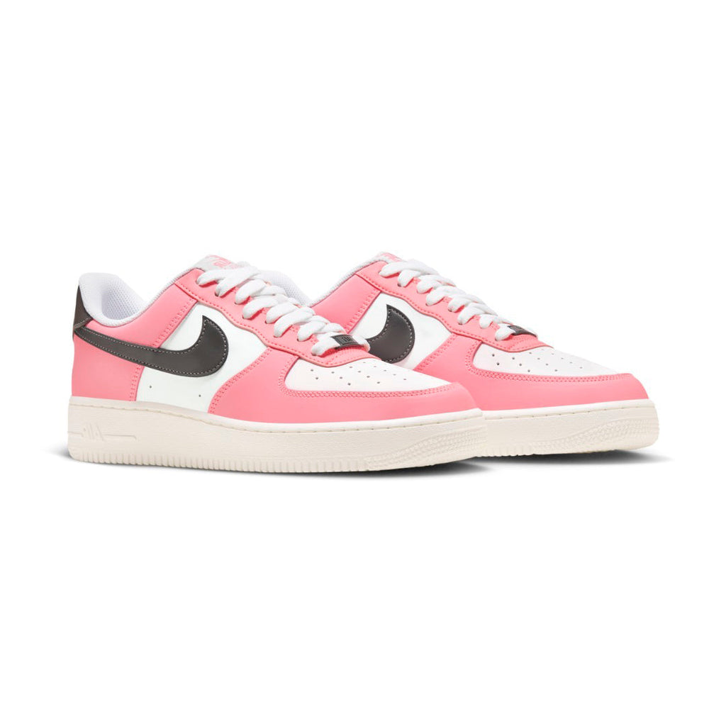 Nike Air Force 1 Low Rosa Pink Foam mit Details Schwarz
