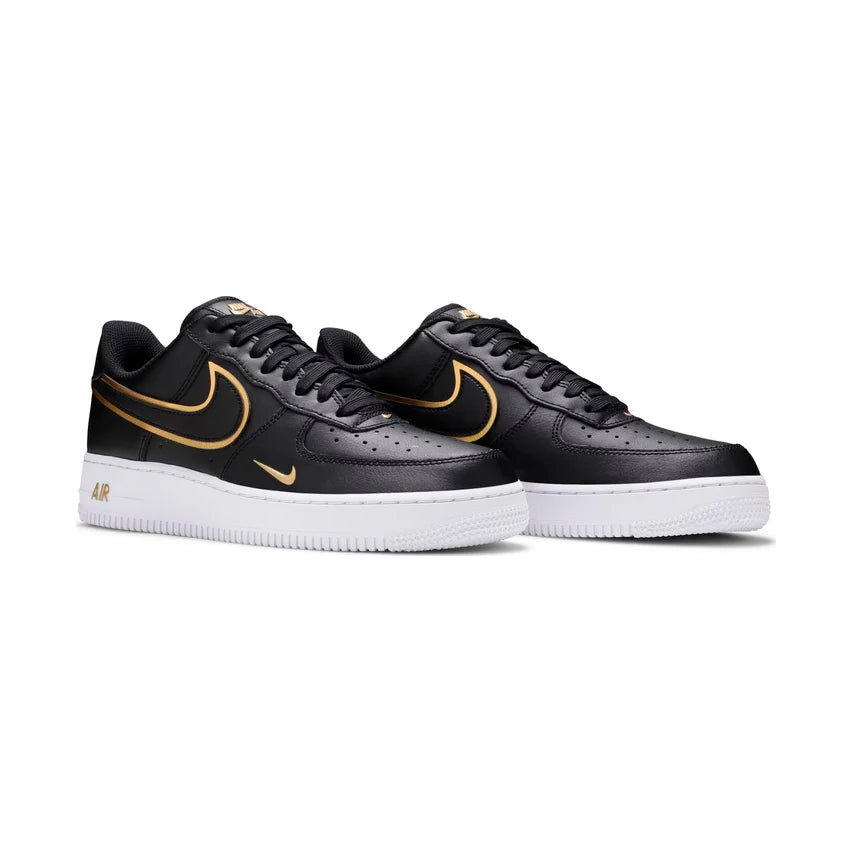 Nike Air Force 1 Low Schwarz mit Doppio Swoosh Gold Metallizzato