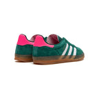 Sneaker Adidas Gazelle Indoor Grün mit Details Rosa und Weiß in Suede