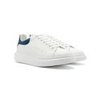Alexander McQueen Sneaker Oversized Weiß mit Detail Blau Paris
