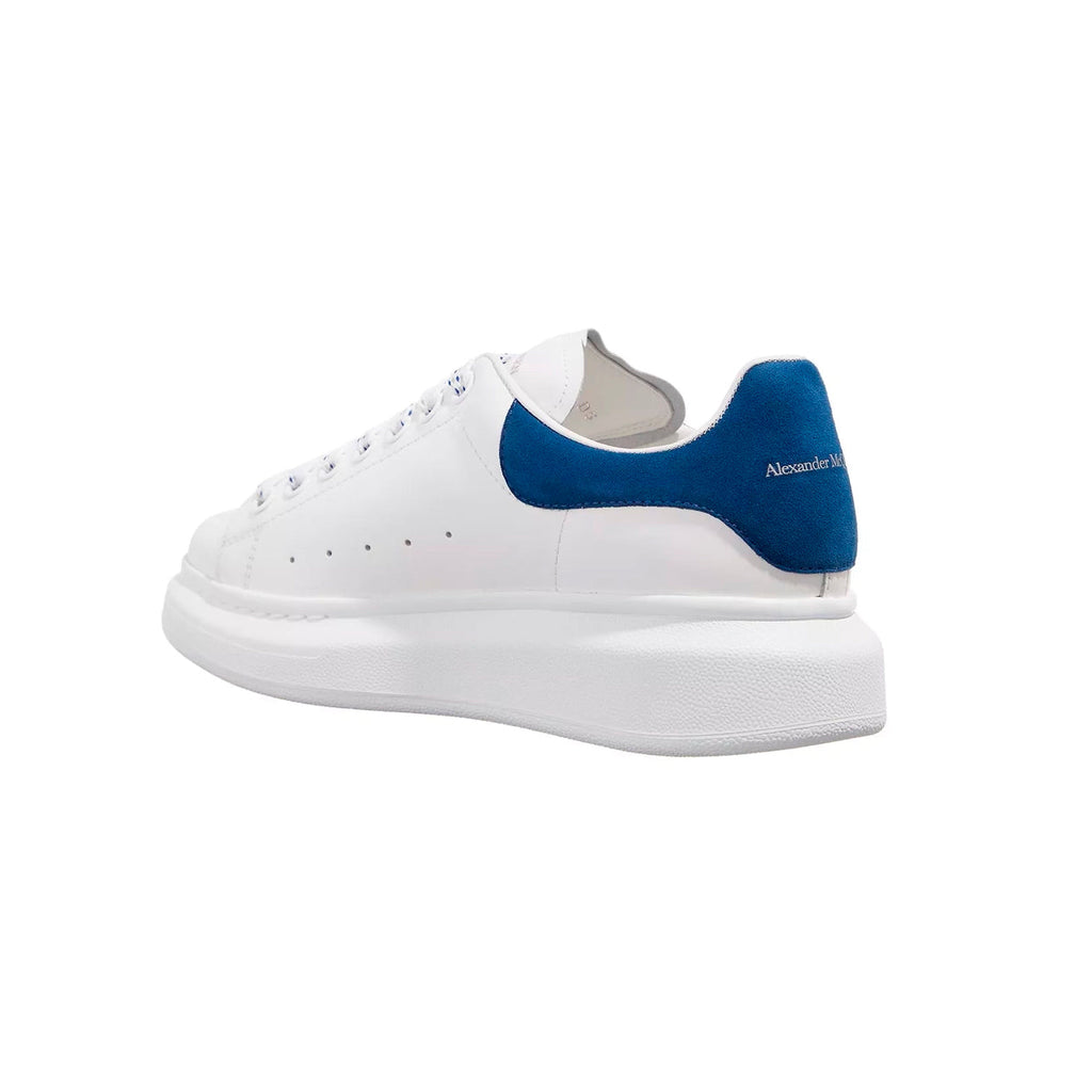 Alexander McQueen Sneaker Oversized Weiß mit Detail Blau Paris
