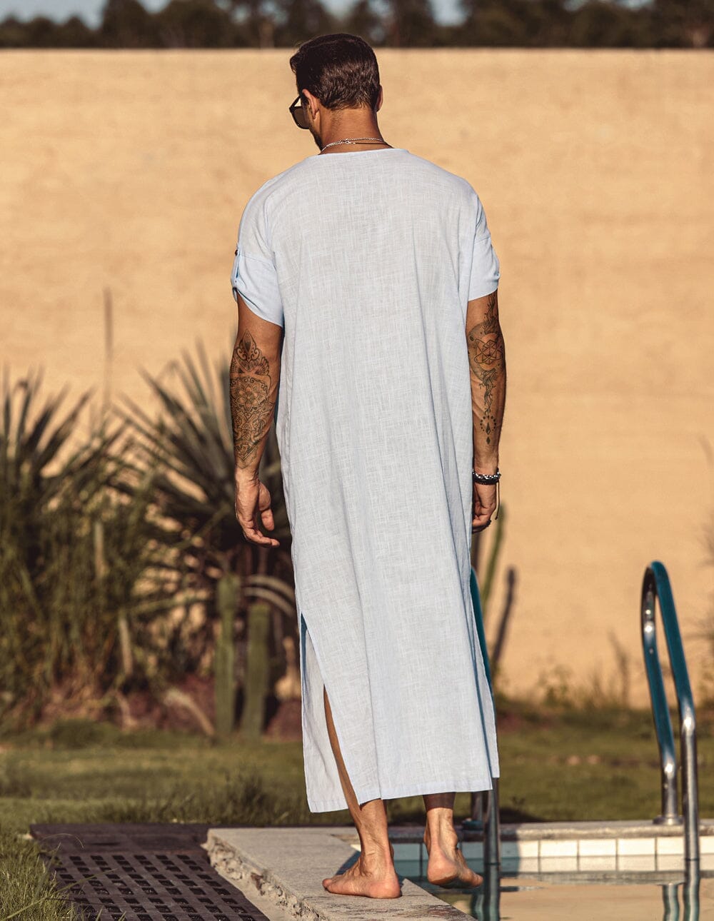 V-Neck Lang Gown