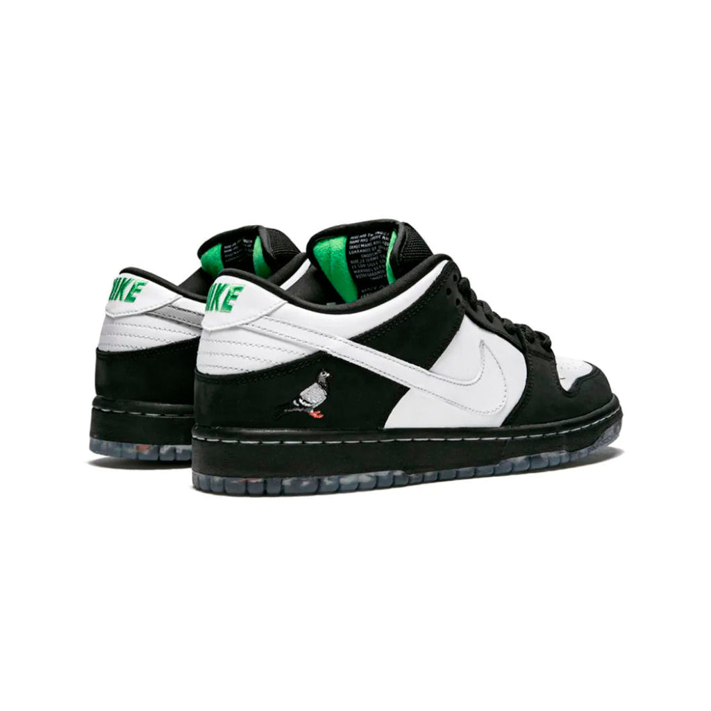 Nike Dunk Low SB Weiß und Schwarz Staple Panda Pigeon Herren
