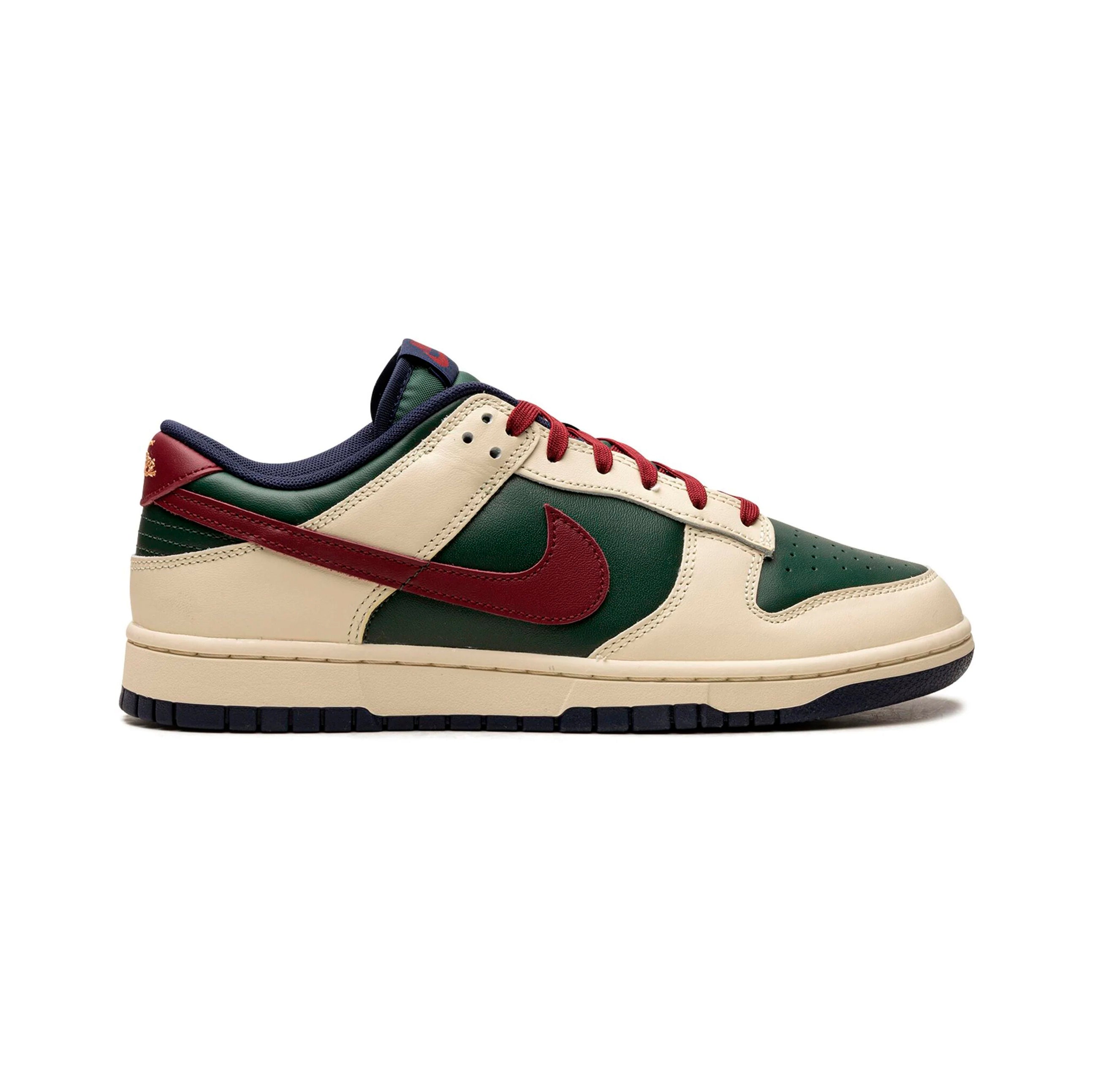 Nike Dunk Low SB Grün Rot und Beige From Nike To You Herren
