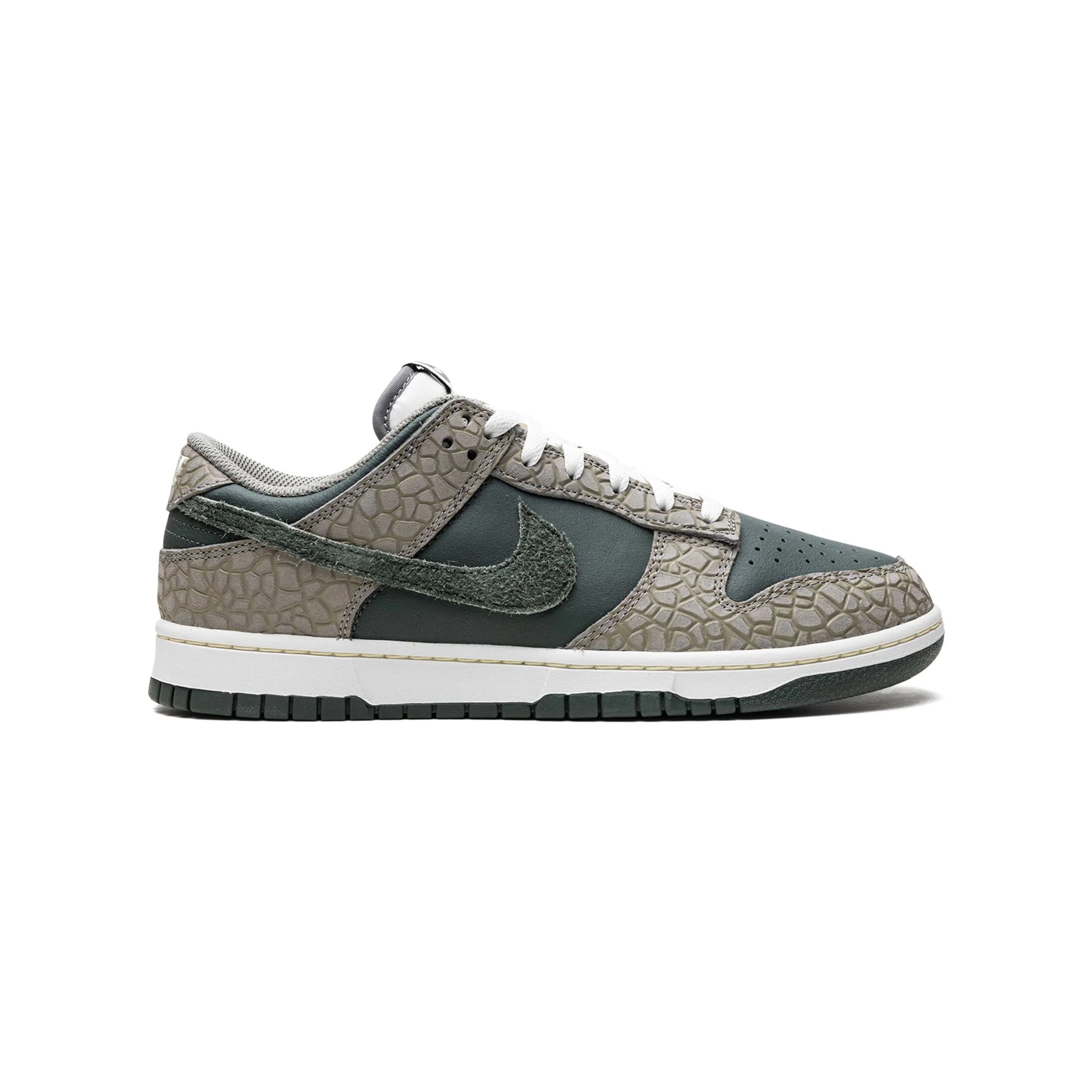 Nike Dunk Low Premium Grau Urban mit Texture Safari Herren