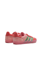 Sneaker Adidas Gazelle Indoor Rosa mit Details Grün und Sohle Rosa