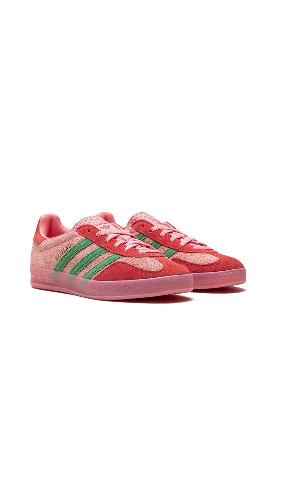 Sneaker Adidas Gazelle Indoor Rosa mit Details Grün und Sohle Rosa