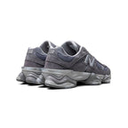 New Balance 9060 Schuhe Herren Grau in Leder Scamosciata Stil Retro