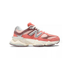New Balance 9060 Schuhe Damen Rosa und Beige in Leder Scamosciata Retro
