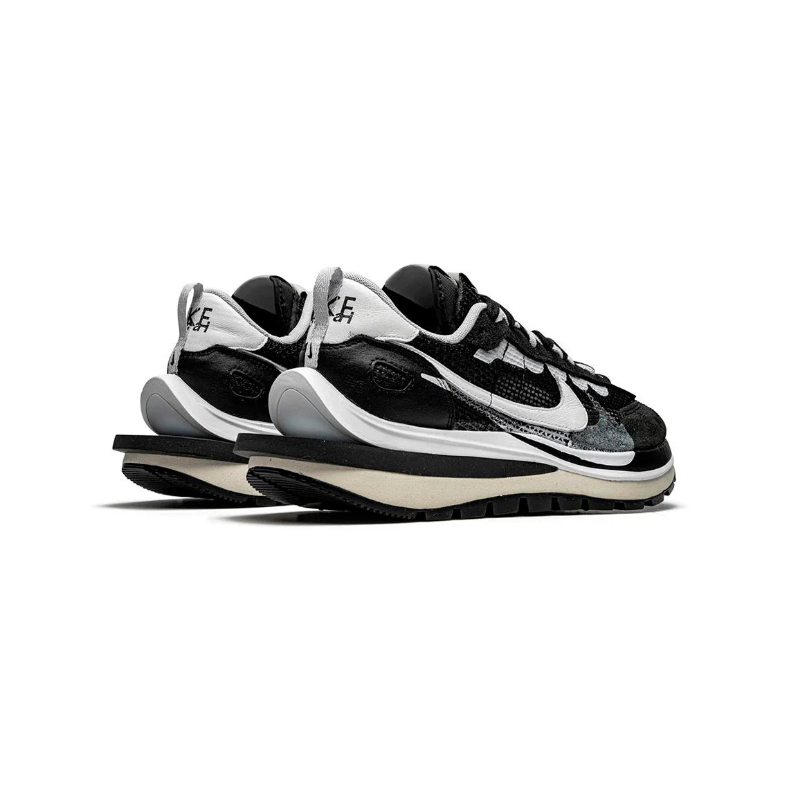 Nike VaporWaffle x Sacai Schwarz und Weiß Schuhe Running Retro