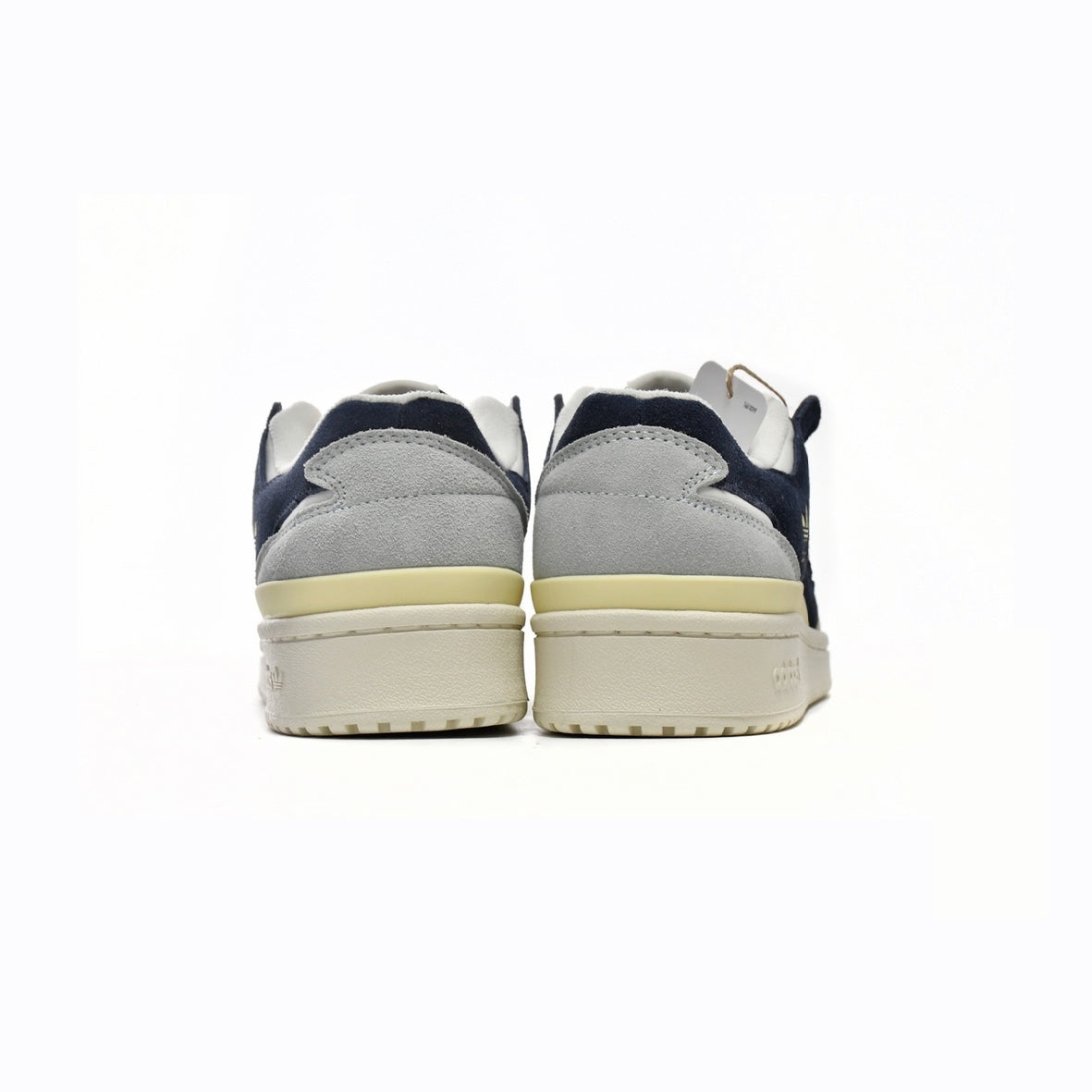 Sneaker Adidas Forum Low x Quiccs Grau Beige in Suede