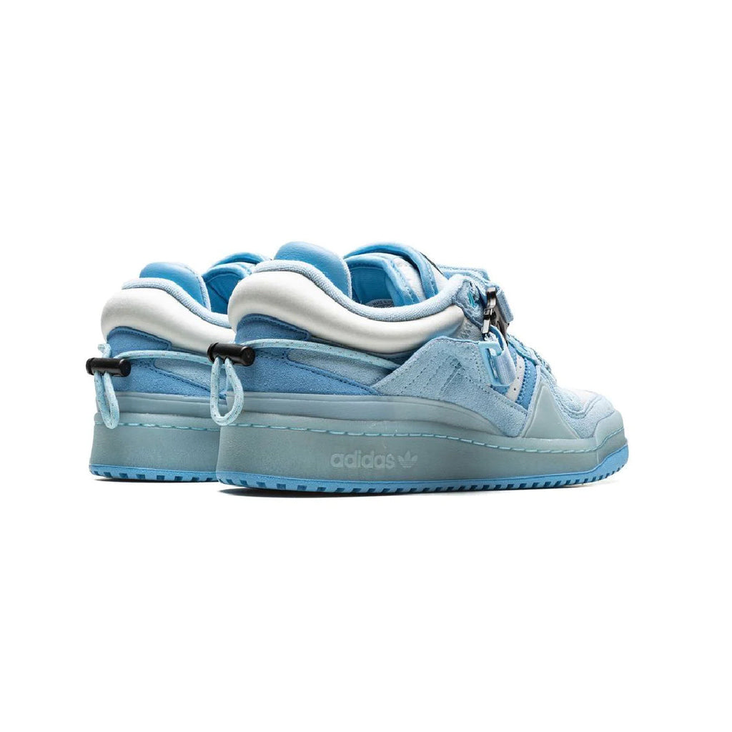 Sneaker Adidas Forum Low x Bad Bunny Hellblau Pastello in Suede
