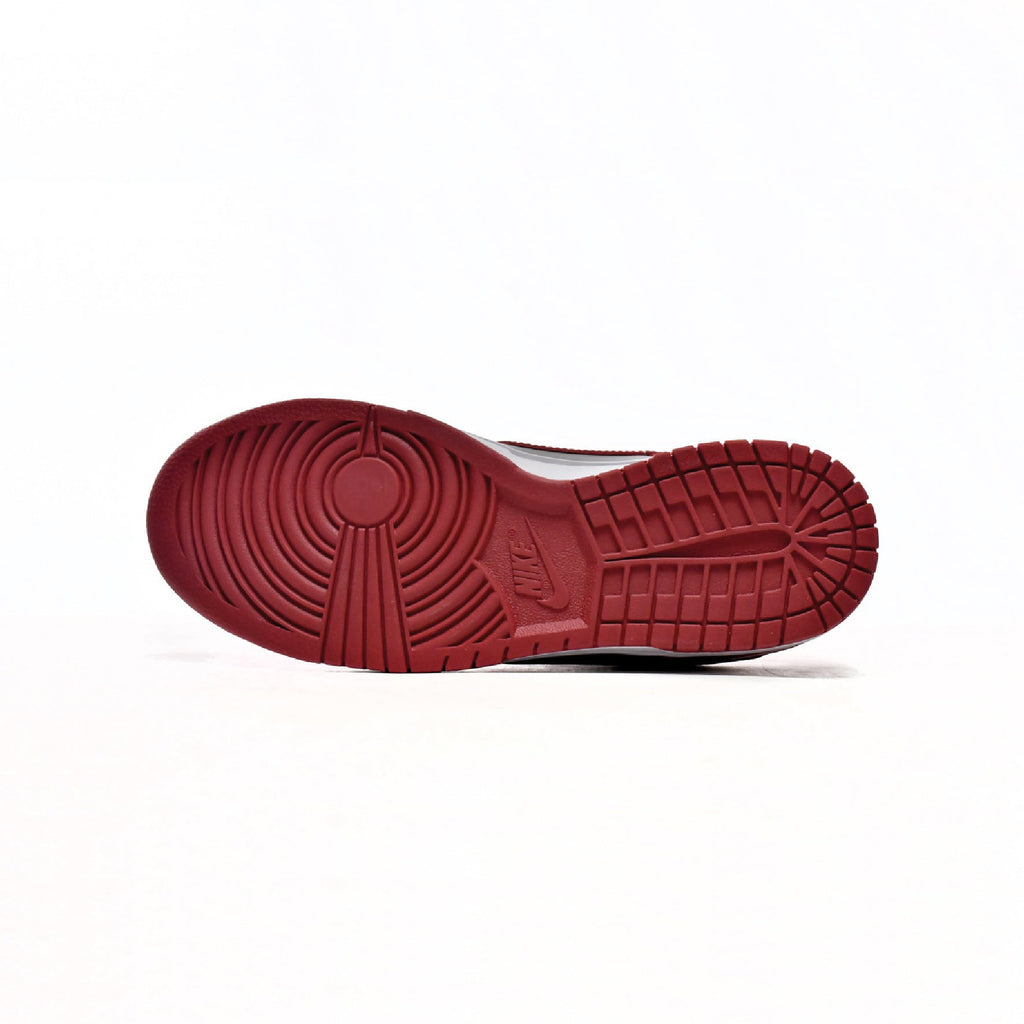 Nike Dunk Low Rot und Grau UNLV Herren
