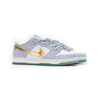 Nike Dunk Low SB Weiß und Hellblau mit Details Gold Sean Cliver Herren