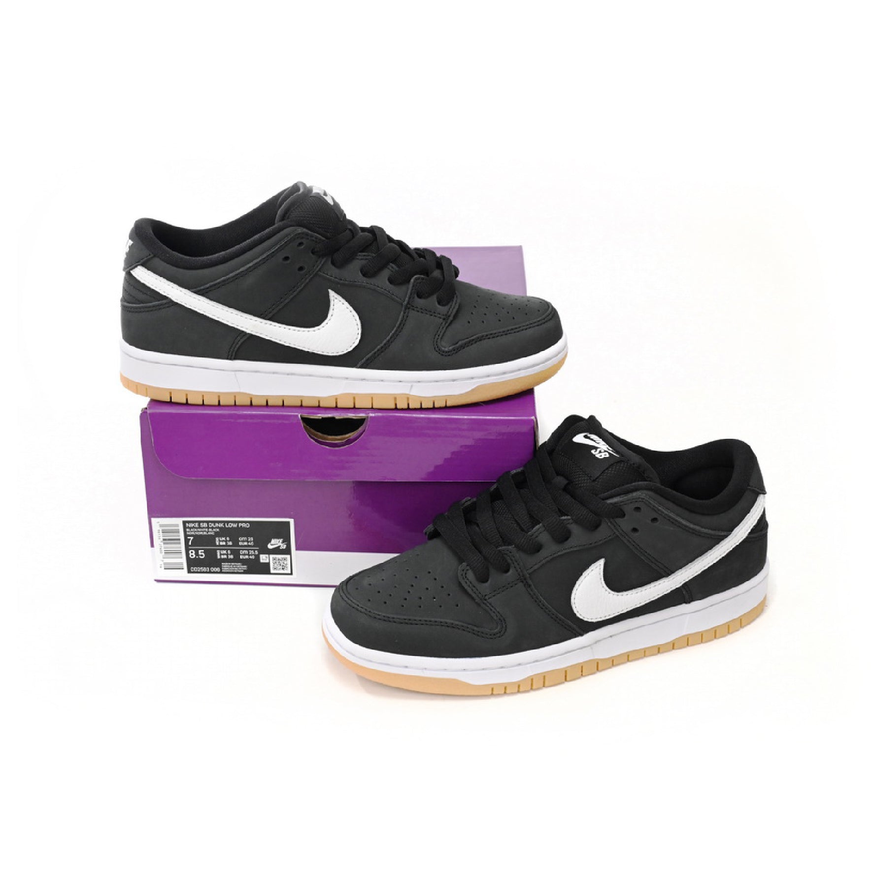 Nike Dunk Low SB Schwarz und Weiß Sohle Gum Herren