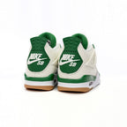 Nike Air Jordan 4 Retro SB Grün Pino Weiß Herren
