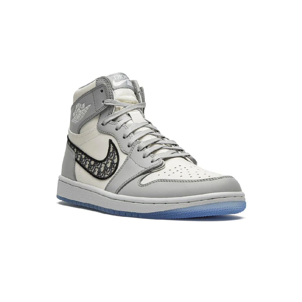 Nike Air Jordan 1 Hoch x Dior Grau Leder Premium