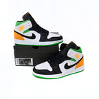 Nike Air Jordan 1 Mid Weiß Schwarz Orange Grün Oakland Retro