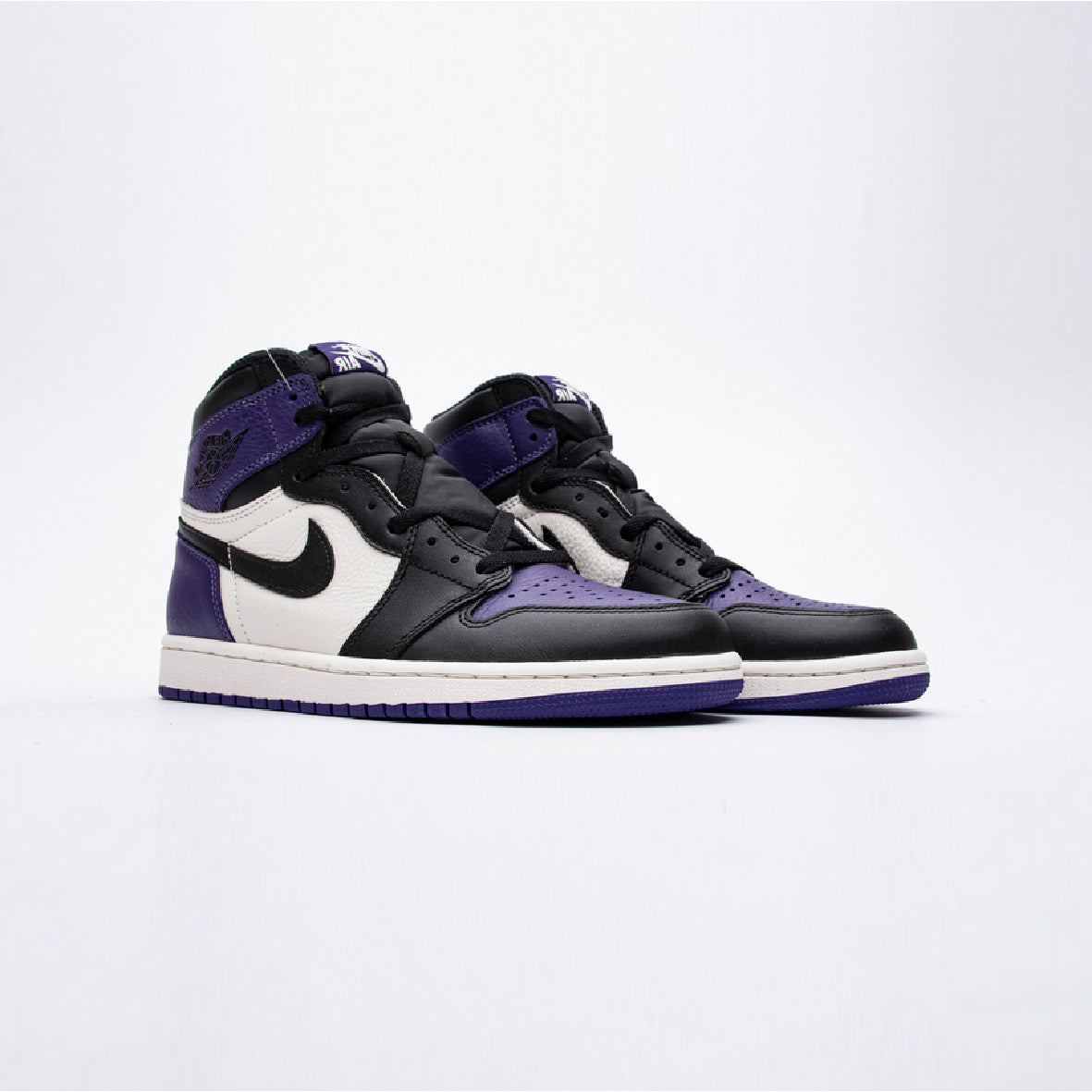 Nike Air Jordan 1 High Retro Violett Court und Weiß in Leder