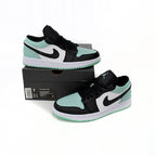 Nike Air Jordan 1 Low Grün Menta Schwarz Weiß Leder Premium