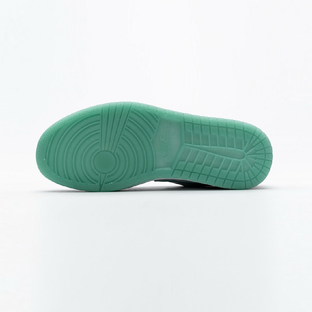Nike Air Jordan 1 Low Grün Menta Schwarz Weiß Leder Premium