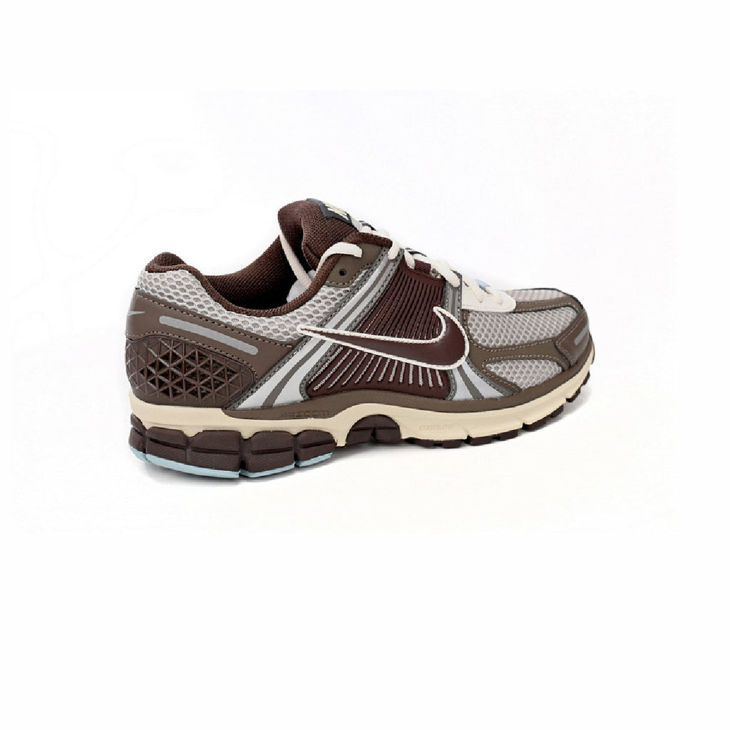 Sneaker Nike Air Zoom Vomero 5 Beige und Braun - Stil Sportivo Herren