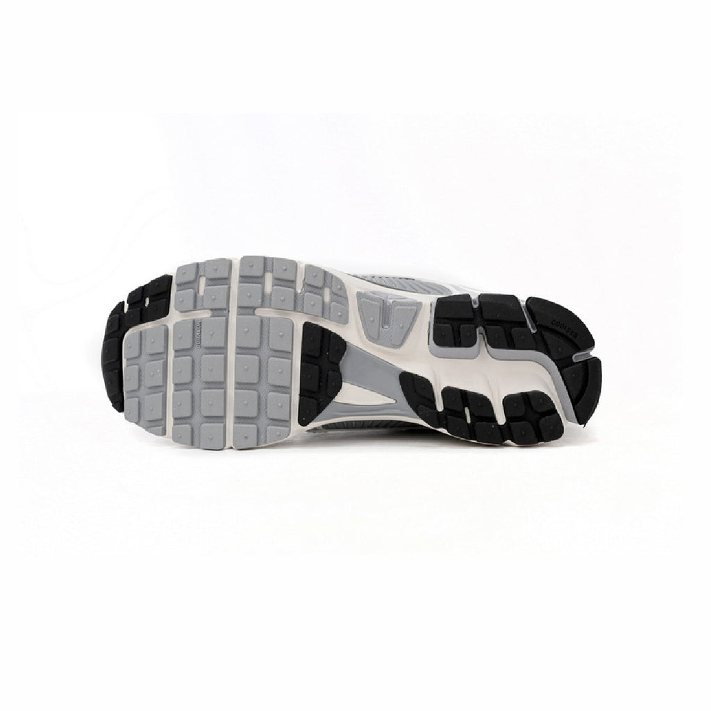 Nike Air Zoom Vomero 5 Grau Hell und Schwarz Schuhe Running Herren