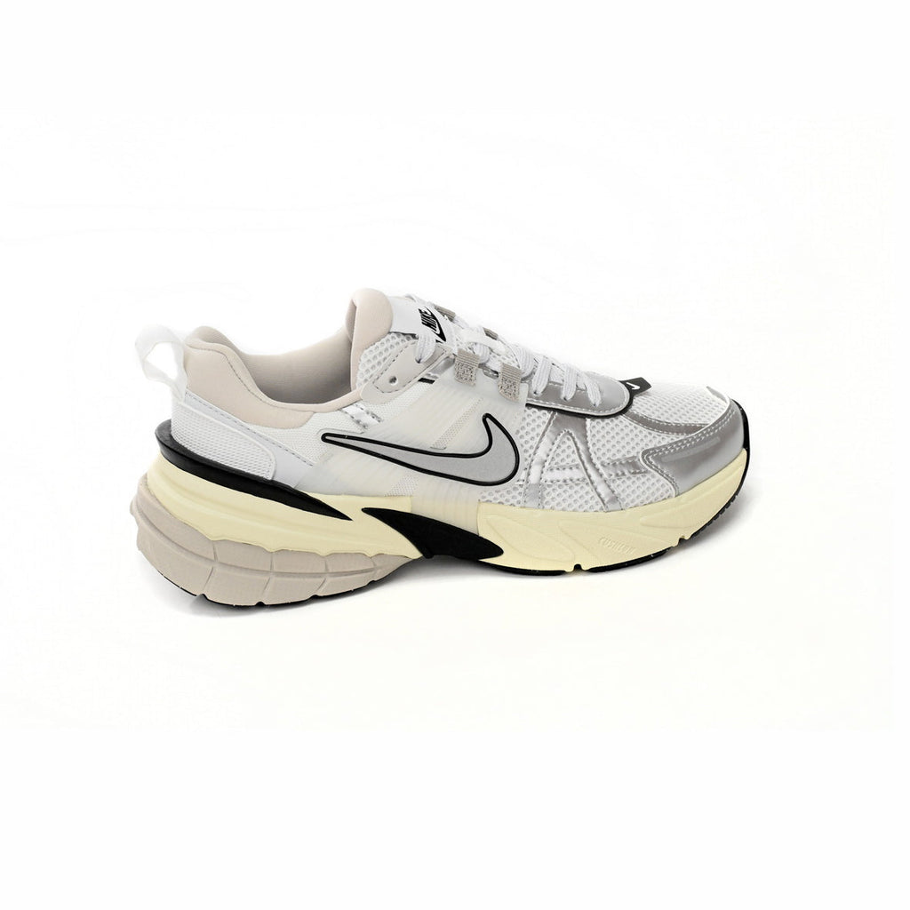 Nike V2K Runtekk Silber Metallizzato Schuhe Running Retro Herren