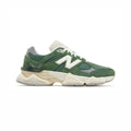 New Balance 9060 Schuhe Herren Grün Nori in Leder Scamosciata Casual