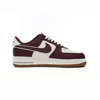Nike Air Force 1 Low Bordeaux und Weiß College Pack