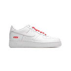 Nike Air Force 1 Low Weiß mit roten Supreme Details – Unisex Sneaker